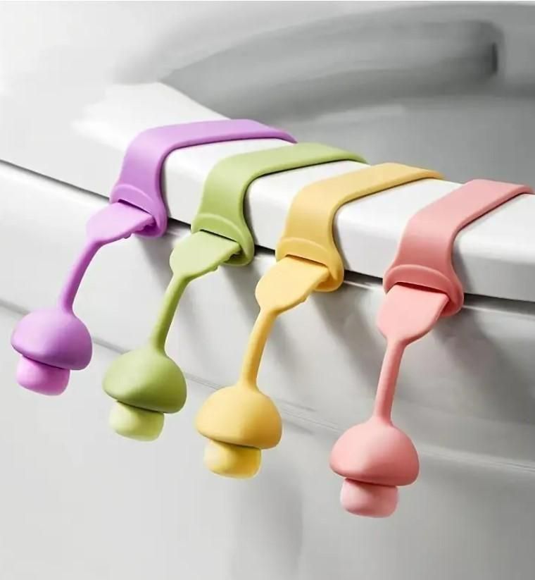 Silicone Toilet Seat Lifter – Easy-Lift Handle, Hygienic & Reusable (Pack of 4, Random Color)